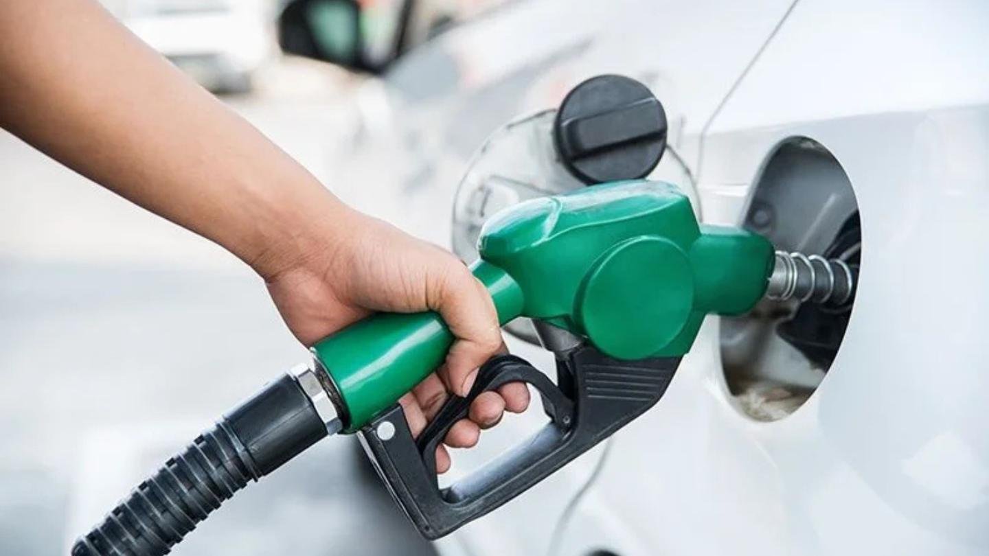 Plea in Supreme Court Challenges India’s E20 Petrol Policy, Seeks Ethanol-Free Option
