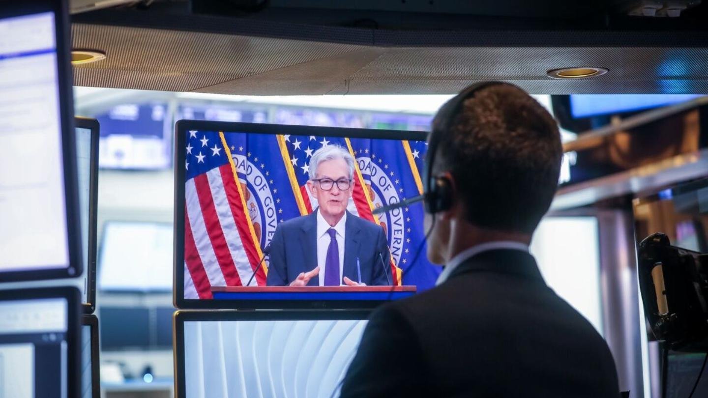 Powell’s Dovish Remarks on Fed Rate Cuts Could Impact INR and Bond Markets