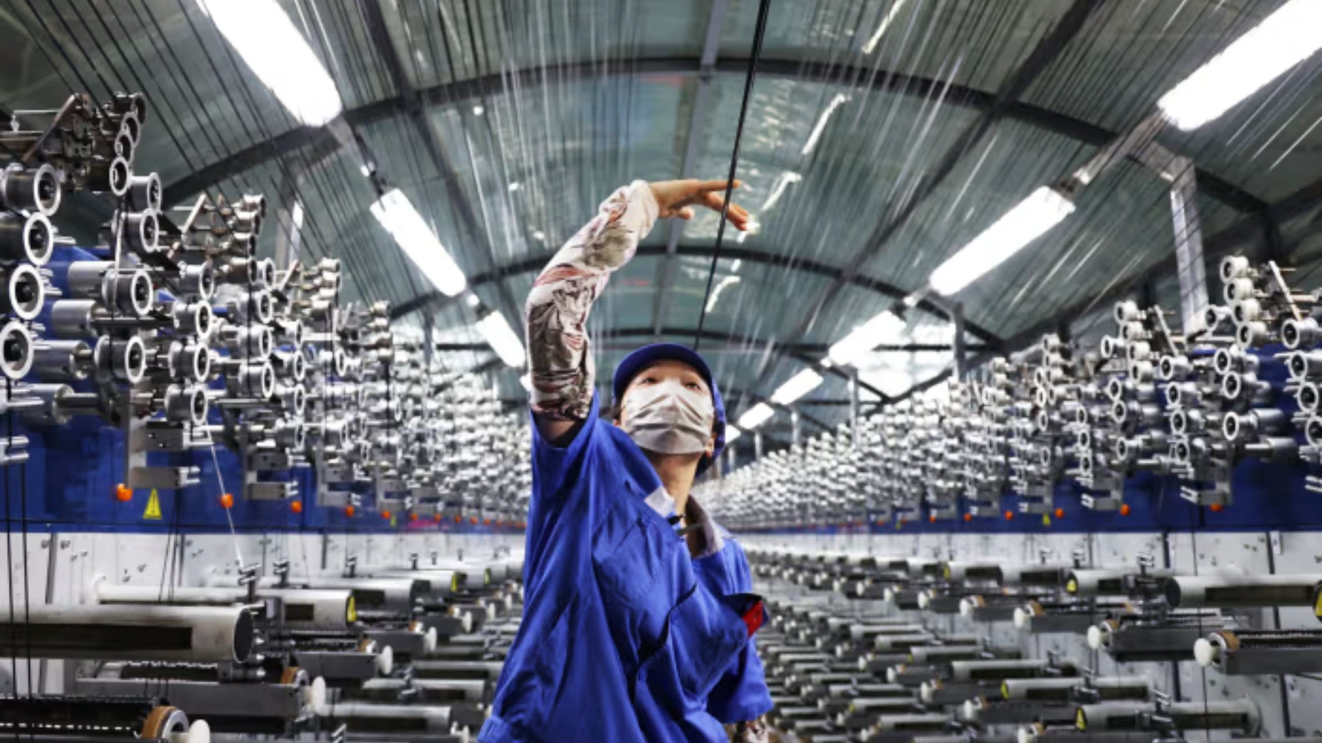 China’s Economy Shows Strain as Tariffs and Price Wars Take Toll