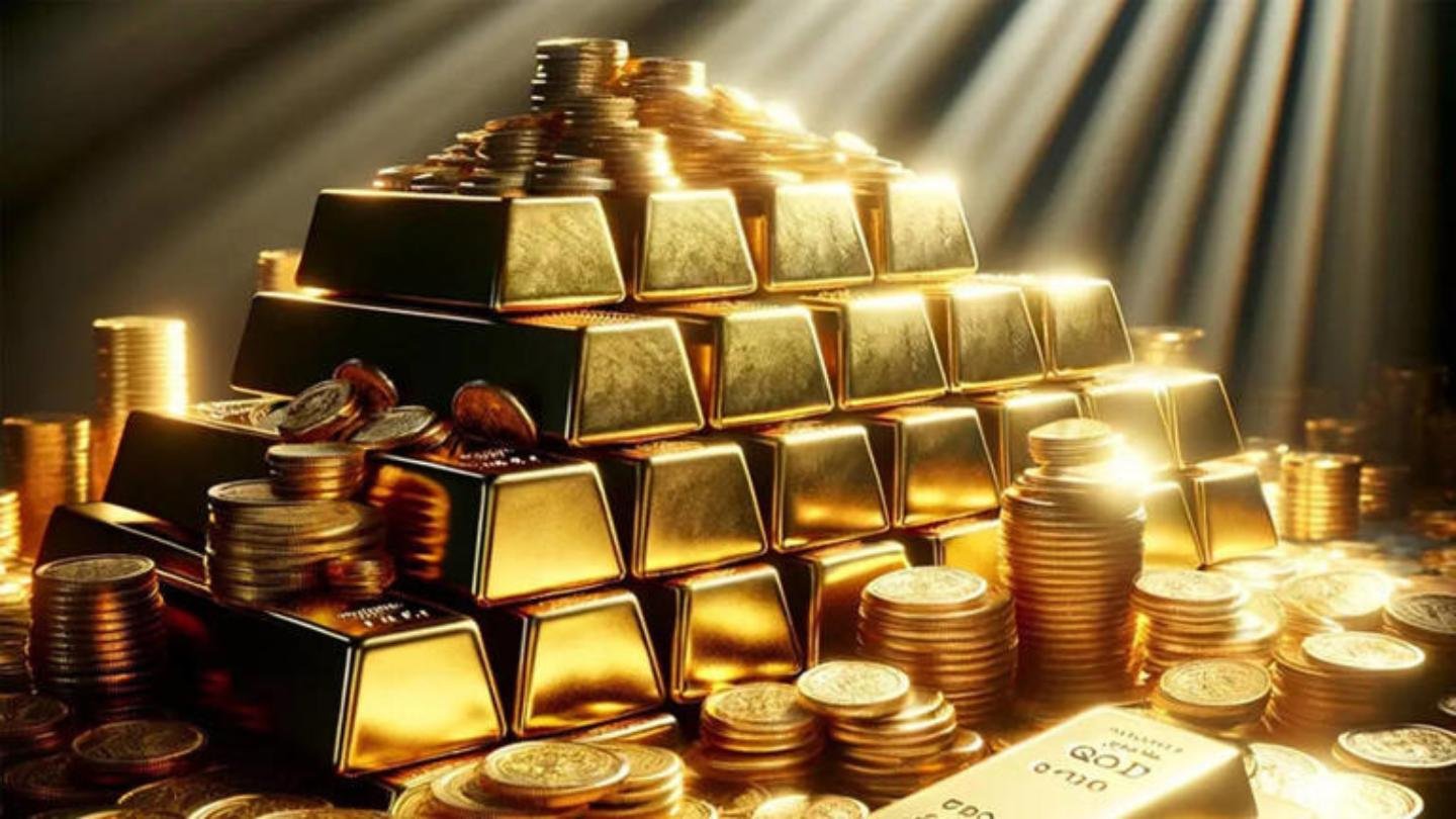 Gold Prices Plunge Rs 1,000 to Rs 1,01,520 Per 10 Grams; Silver Falls Rs 2,000 per kg