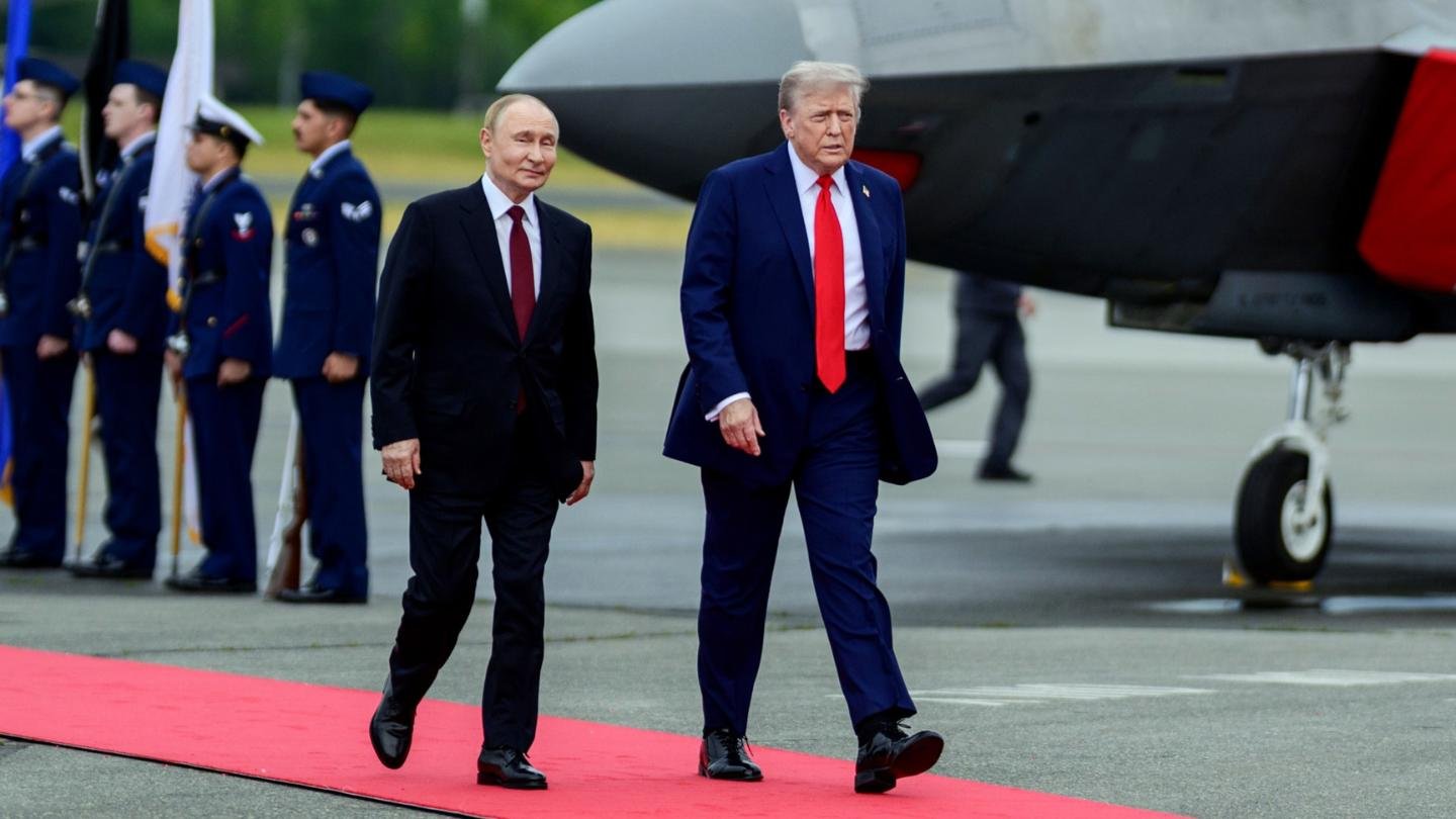 After Putin’s Alaska Summit, Zelensky Heads to Washington for High-Stakes Talks with Trump