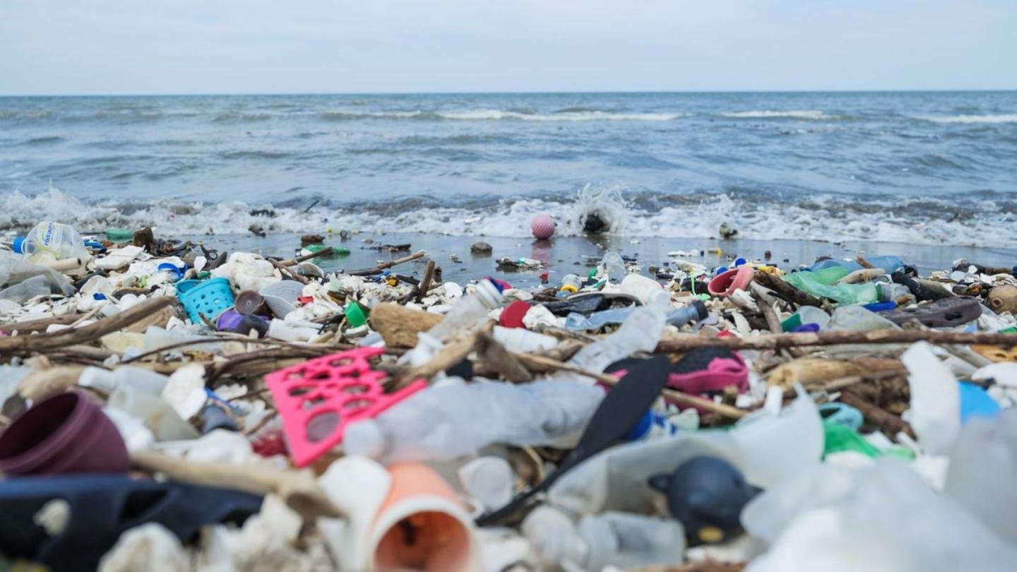 Global Divide Deepens as UN Plastic Treaty Talks Resume in Switzerland