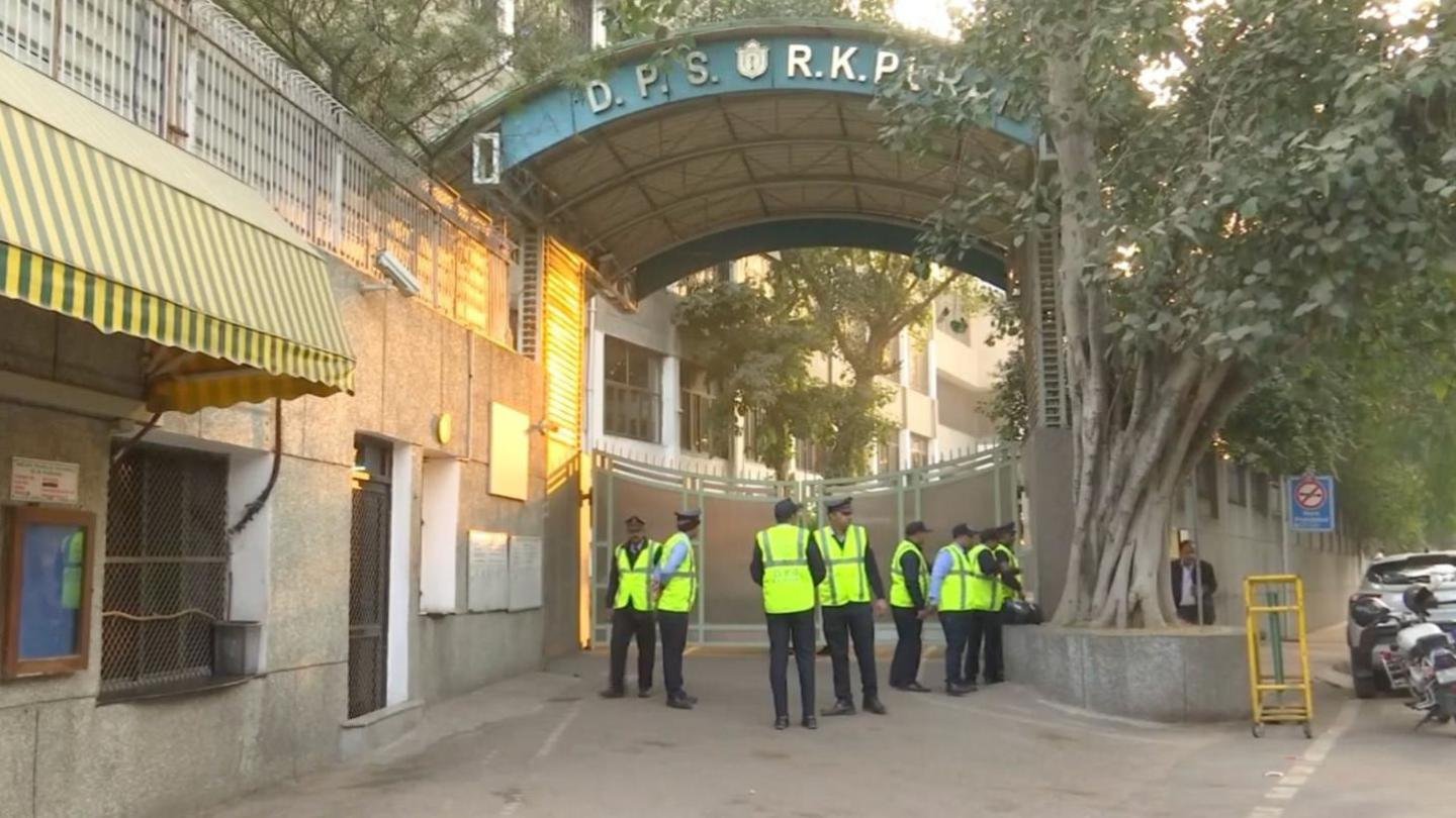 3 Delhi Schools Evacuated After Fresh Bomb Threats, Security Agencies on Alert