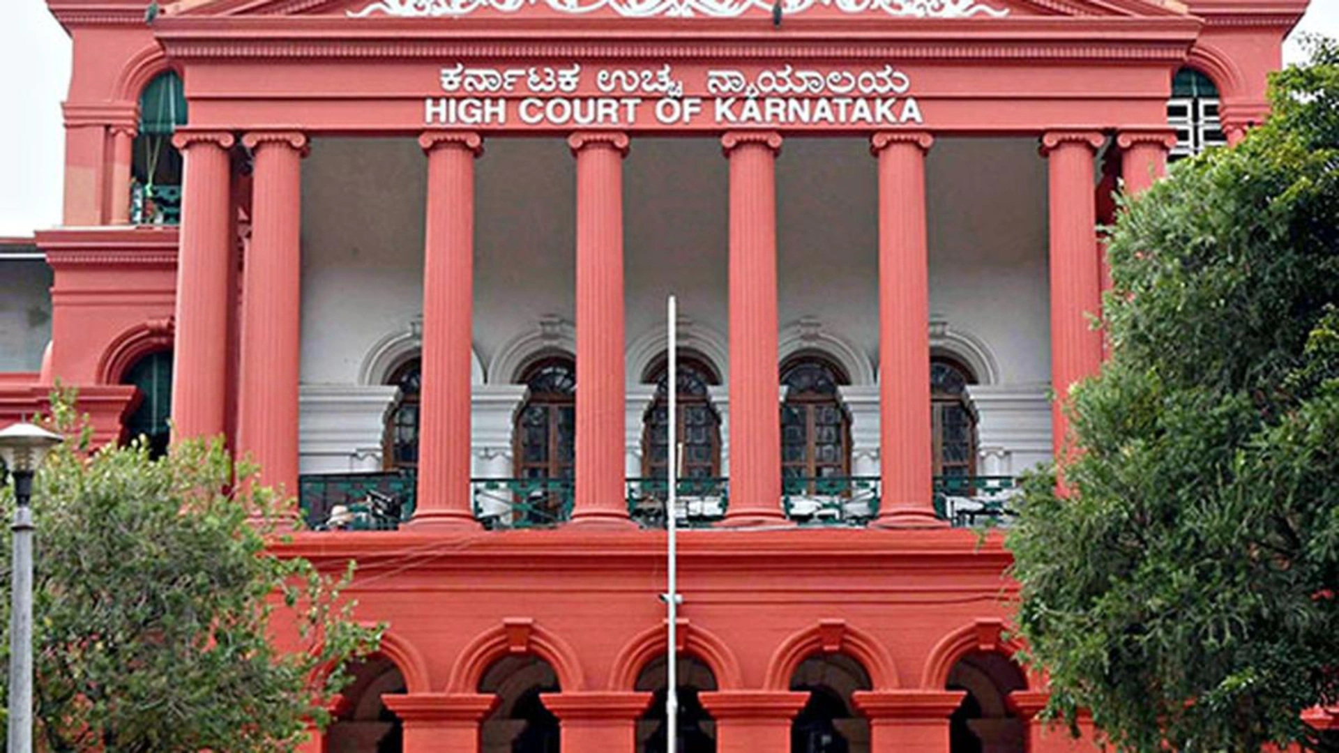 Karnataka HC Refuses to Quash Rape Case Against Woman, Says POCSO Act Is Gender-Neutral