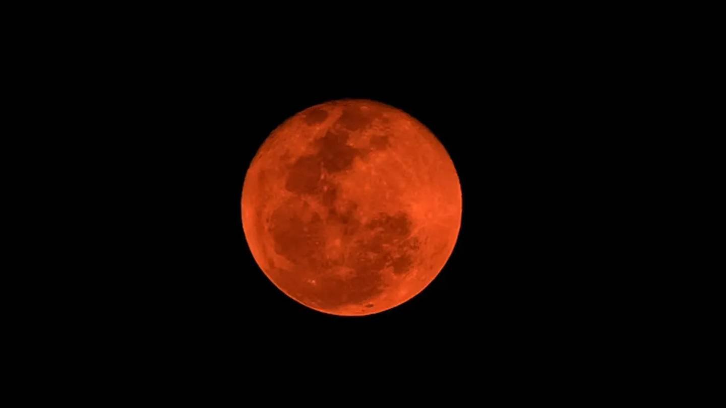 September 2025 Skywatching Events: From Blood Moon to Solar Eclipse, Here’s What to Watch in the Sky