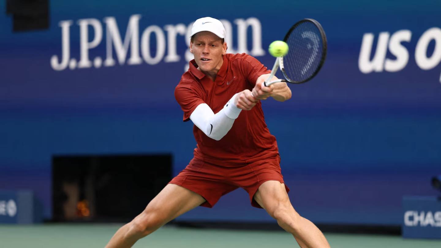 US Open 2025: Jannik Sinner Battles Past Shapovalov to Reach Fourth Round
