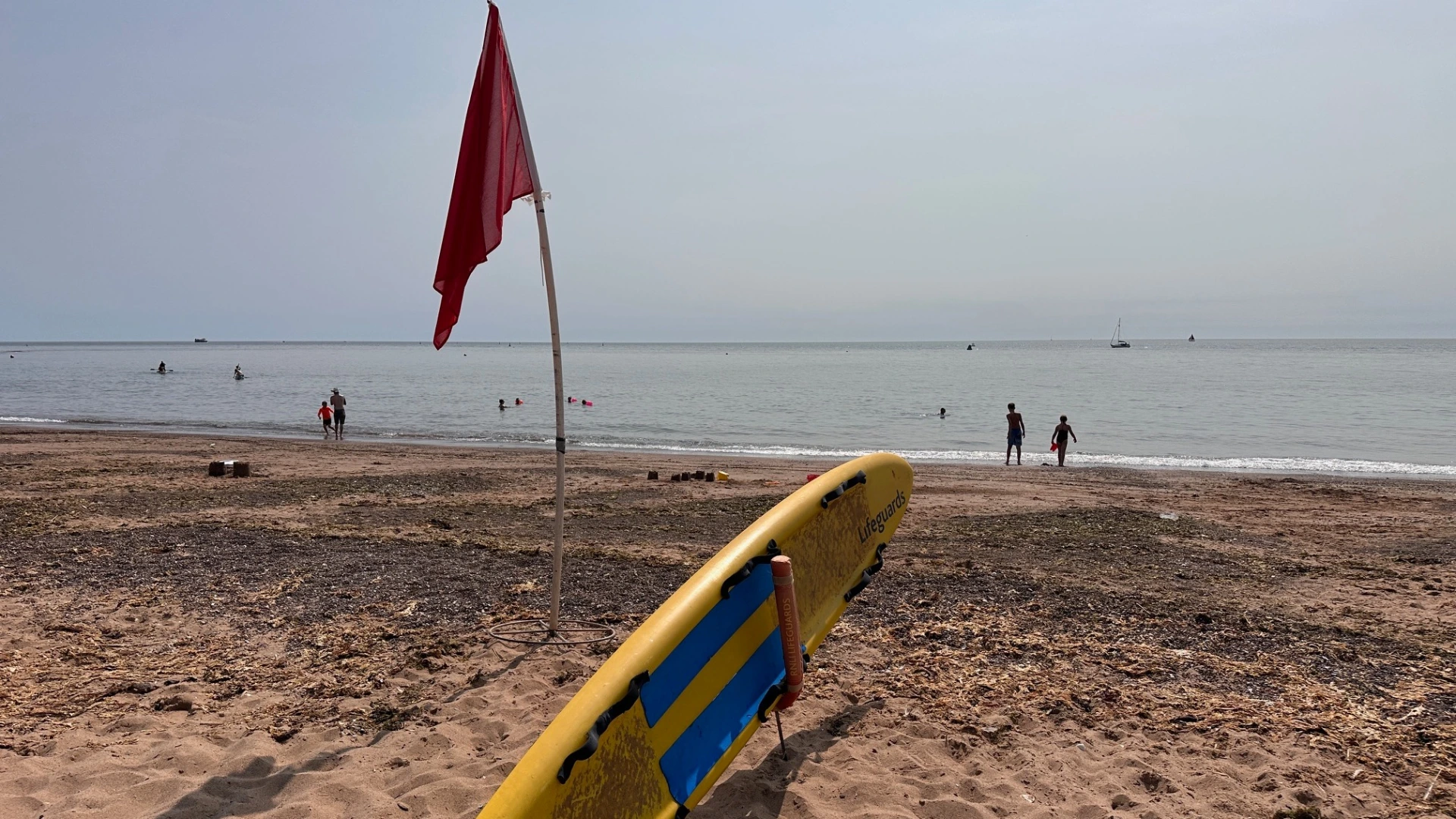 ‘Do Not Swim’ Warning Issued at Exmouth Beach After Pollution Incident