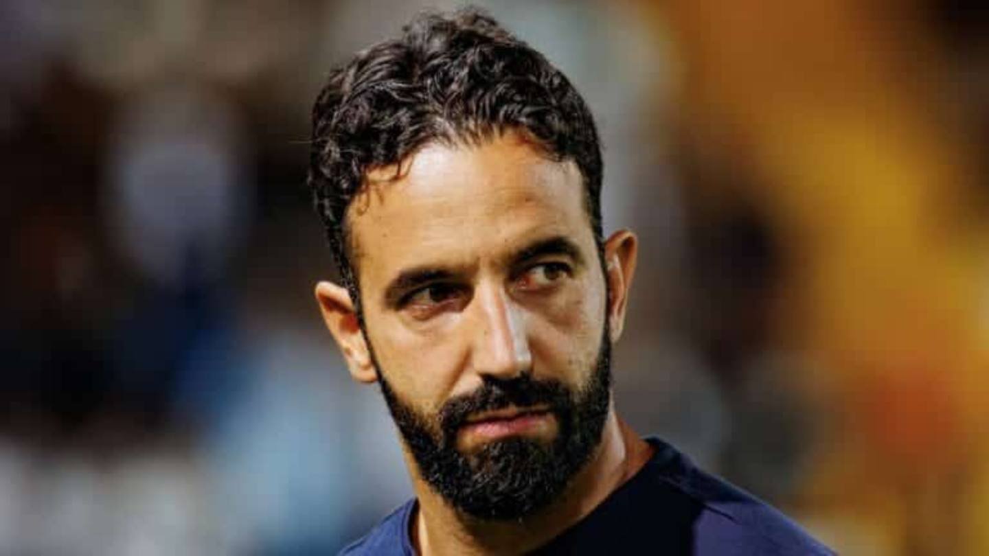 Ruben Amorim Under Fire at Manchester United: 28 Points in 29 Games, Same Record as Neil Warnock