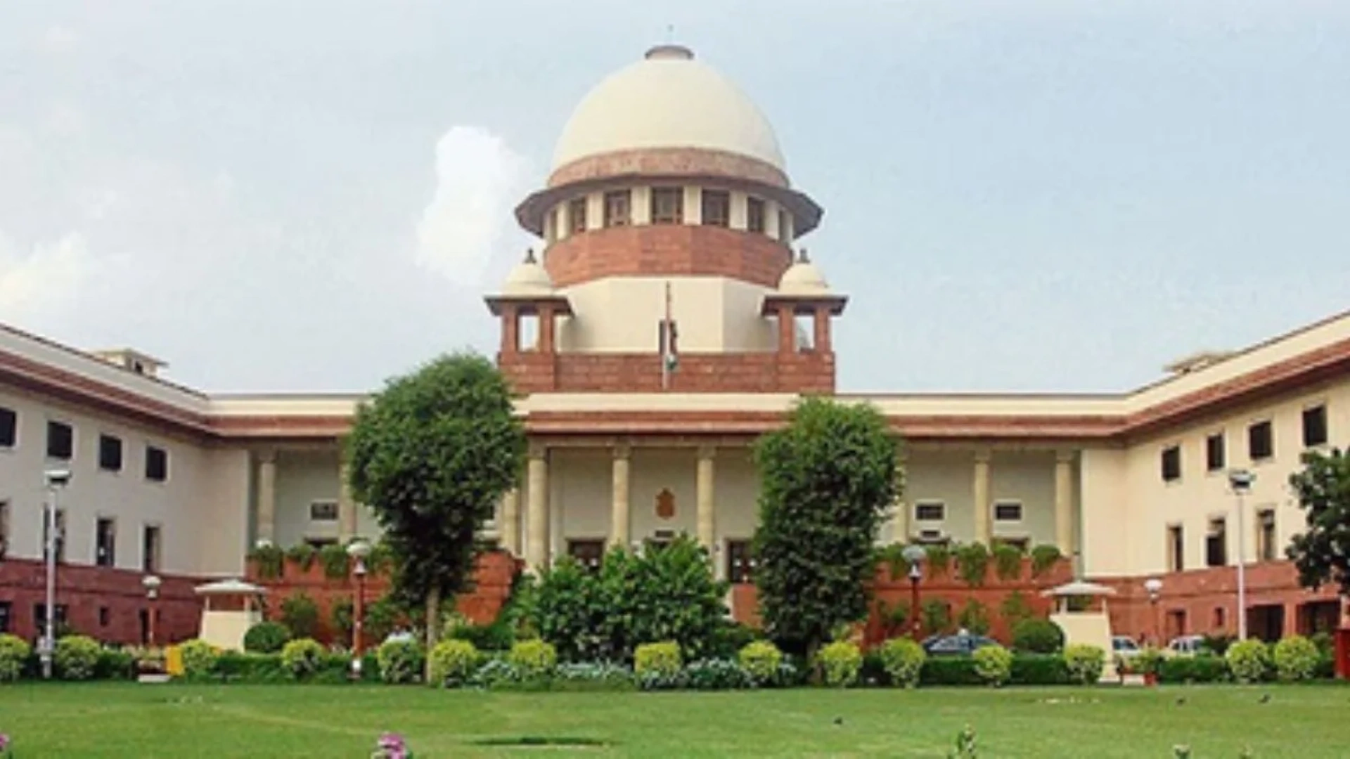 Supreme Court to Rule on Waqf Act Stay Pleas Monday