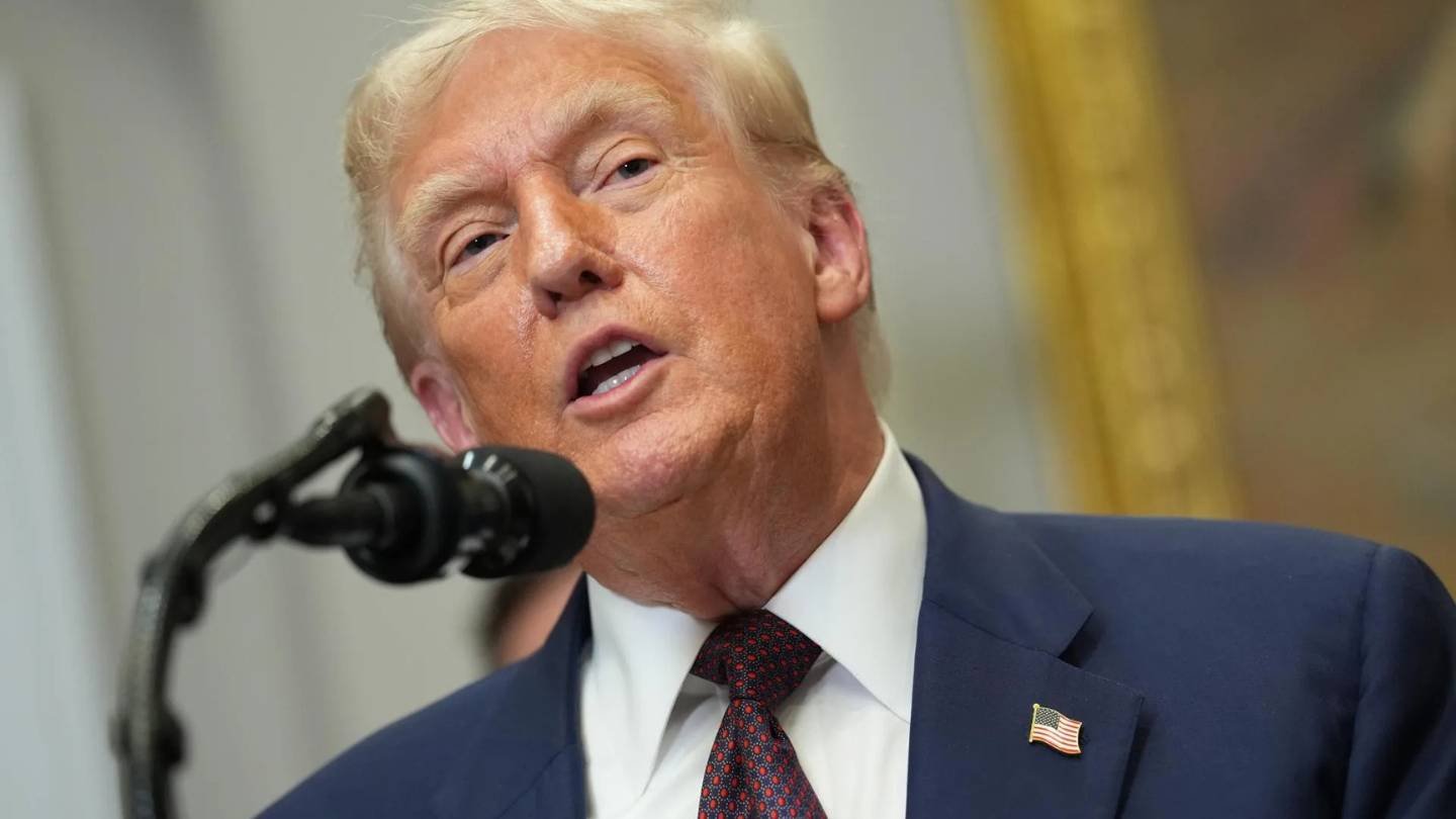 Trump Threatens EU Retaliation Over $3.5 Billion Google Fine