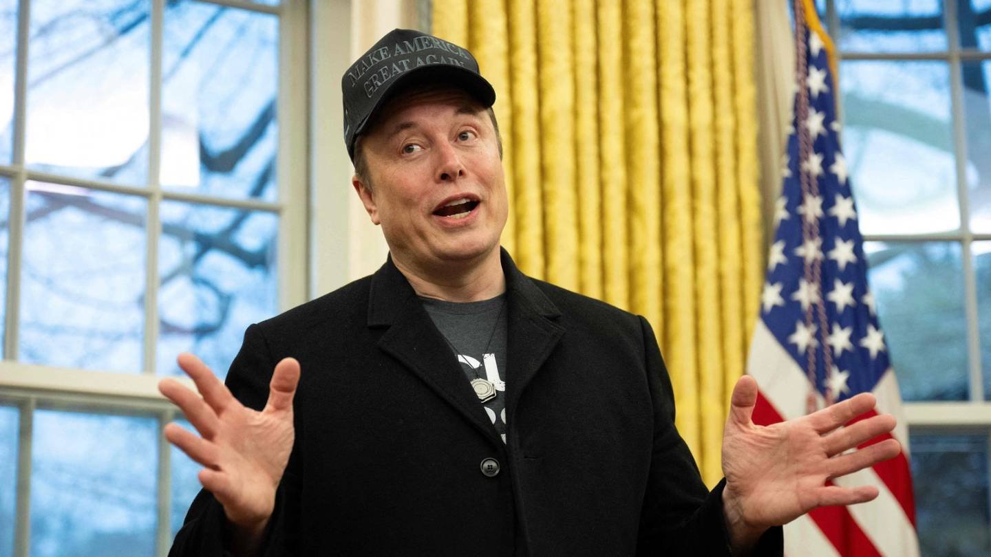 Elon Musk Clarifies White House Dinner Invitation After Social Media Speculation