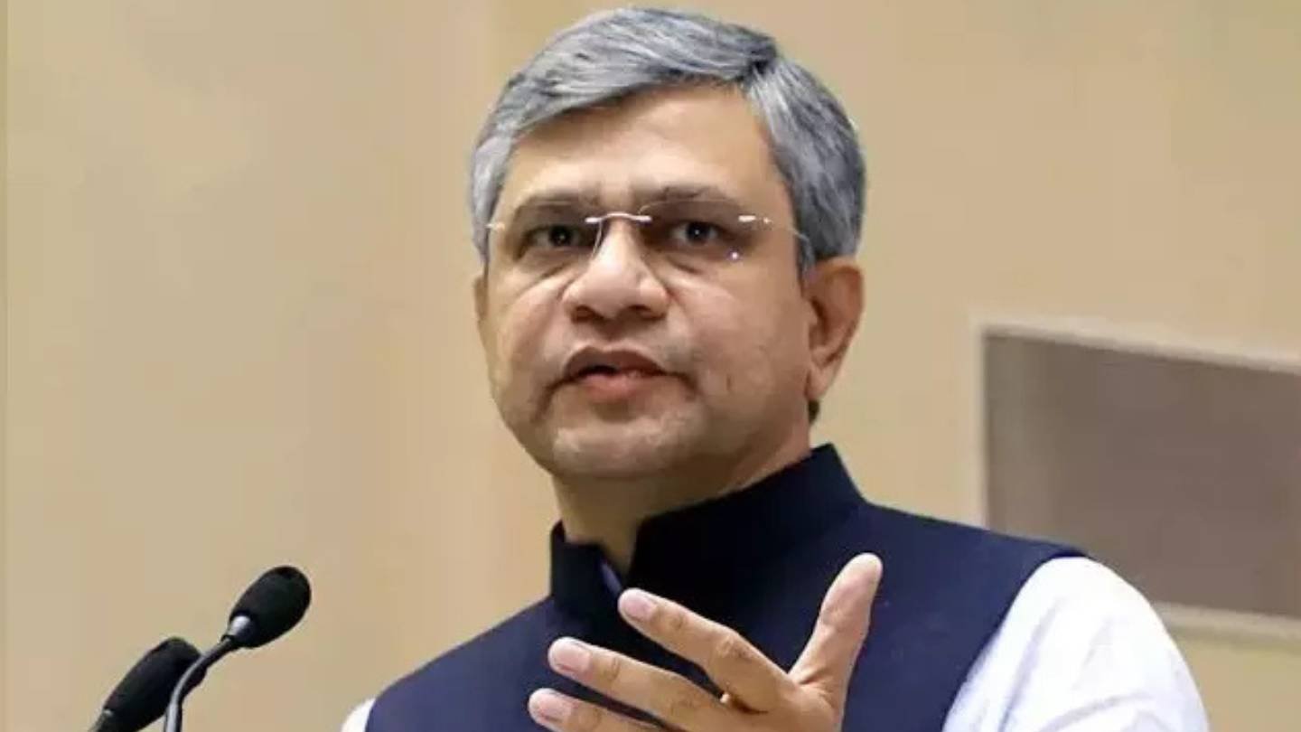 PM Modi’s Tax Overhaul to Cut Levies on Shampoos, Hybrid Cars, and TVs