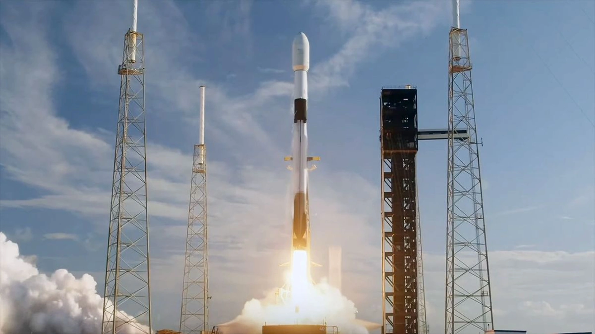 SpaceX Launches Biggest Cargo Spacecraft to the International Space Station