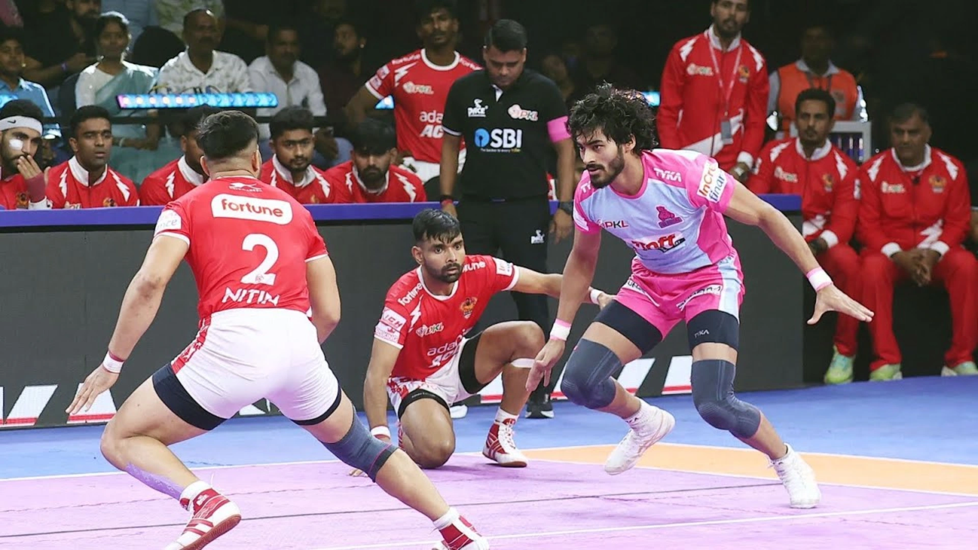 PKL 12: Redemption for Nitin Kumar and Jaipur Pink Panthers as They Win in Golden Raid Thriller Against Gujarat Giants