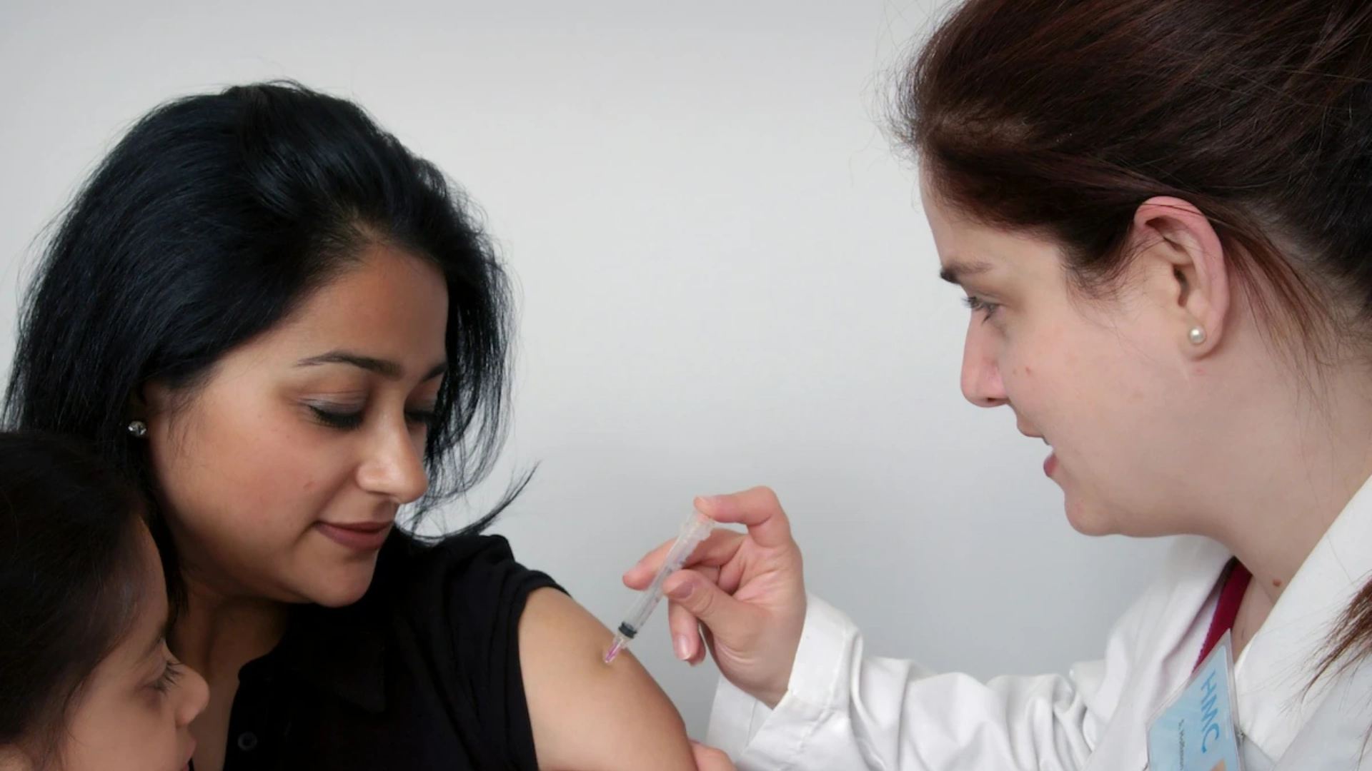 H3N2 Flu Grips Delhi-NCR: Symptoms Reported in 69% of Households