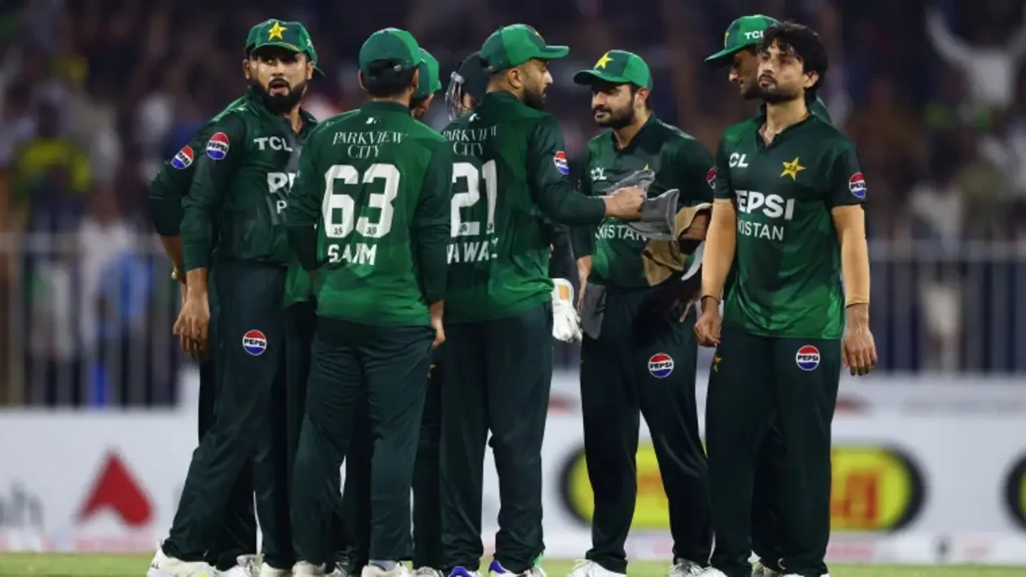 Asia Cup Loss: Pakistan Cricket Fans React, Akhtar Blames Coaching