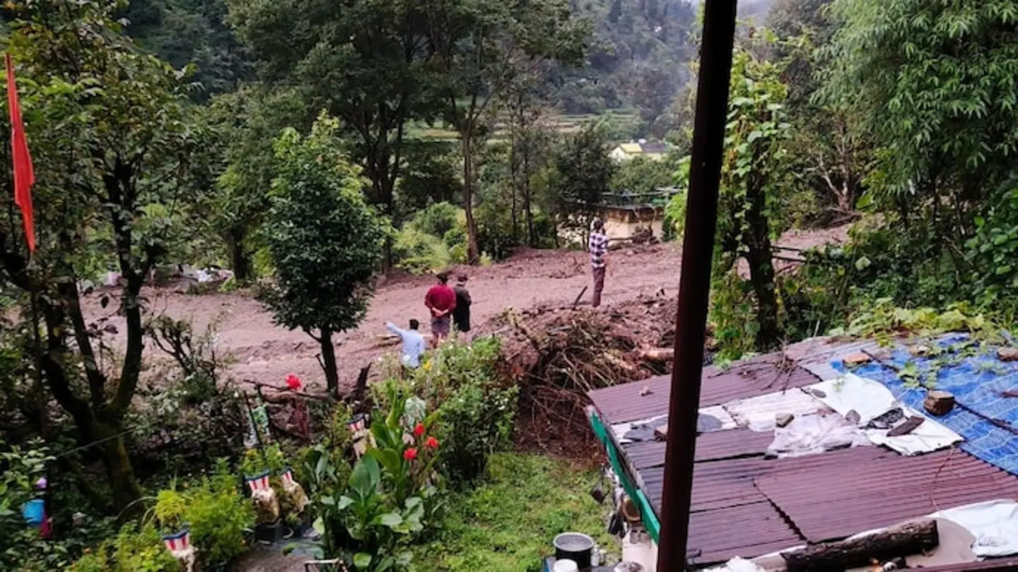 Uttarakhand Cloudburst: Chamoli houses washed away, 10 missing, destruction videos