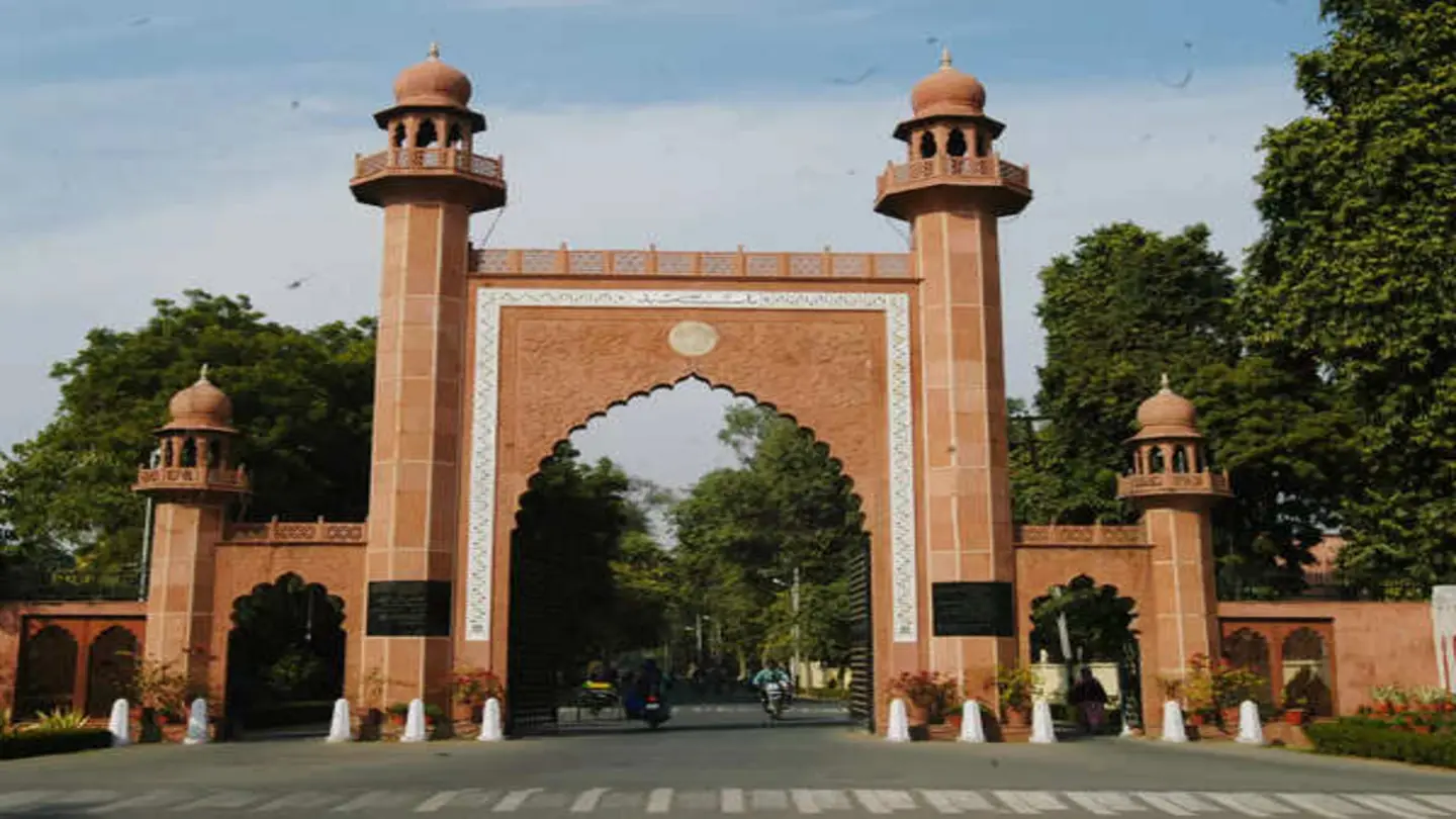 Supreme Court Examines WB University VC Appointments: Governor & Govt’s Views Sought