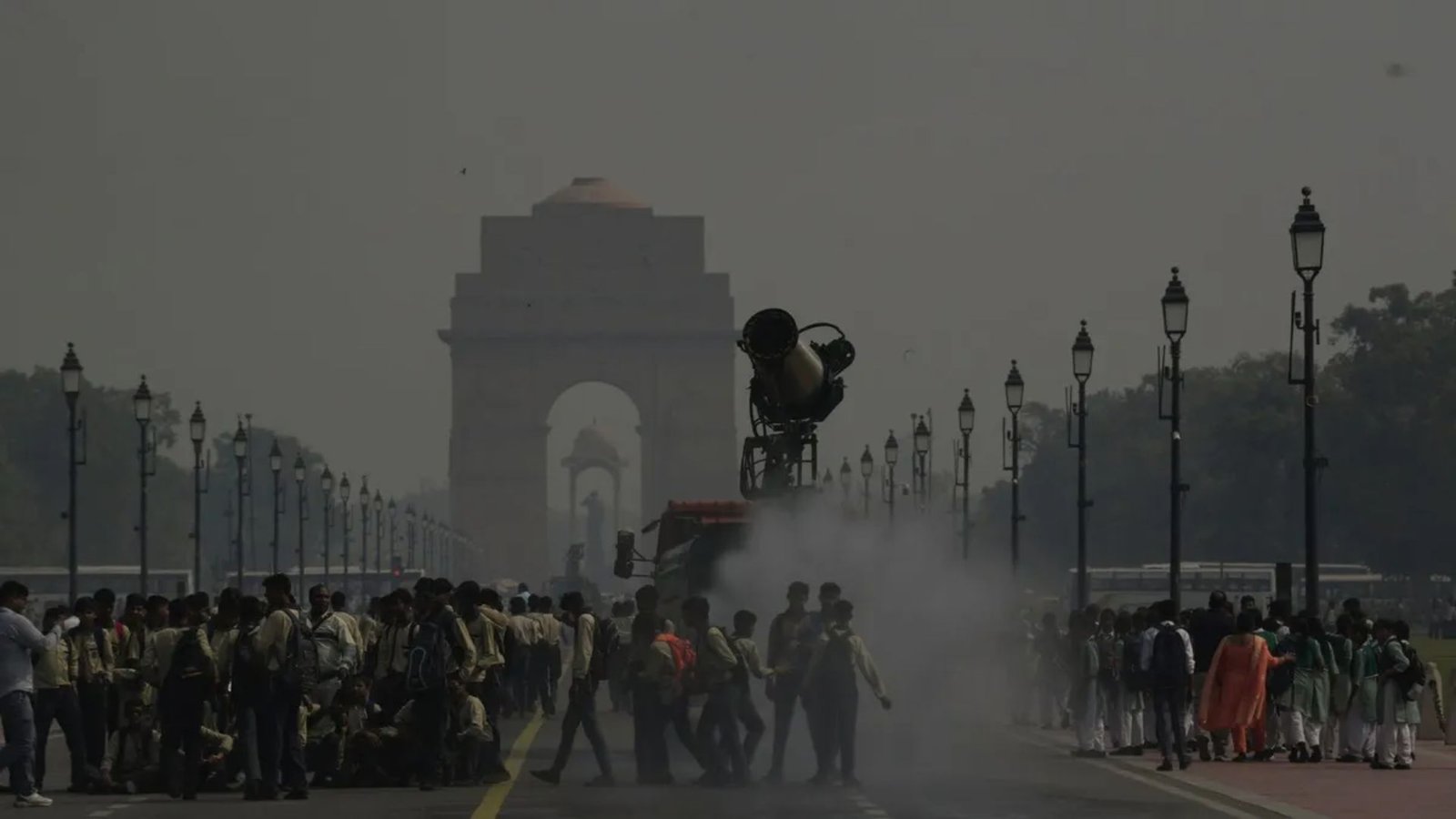 Delhi’s Diwali Fireworks Plunge Air Quality into Severe ‘Red Zone’