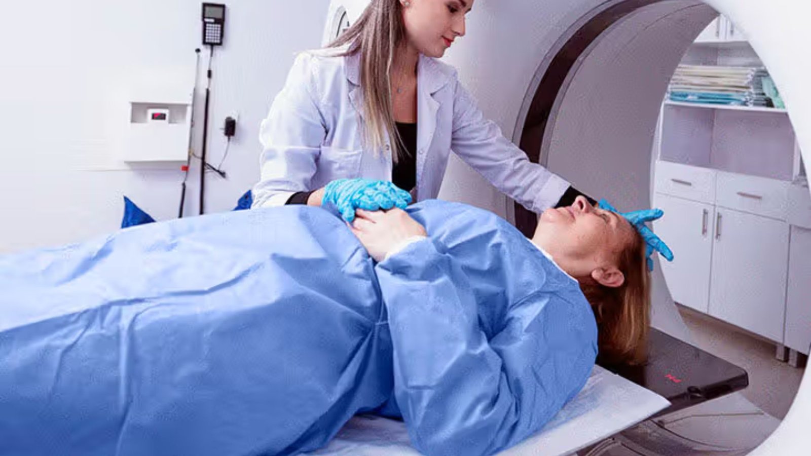 Focus on Quality of Life in Early Breast Cancer Treatment: Experts