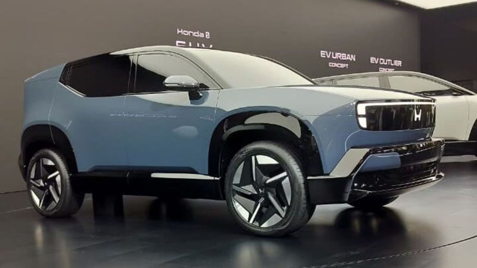 India-Bound Honda 0 Alpha Prototype SUV Showcased at Japan Mobility Show