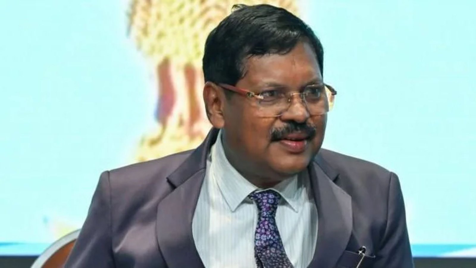 Shoe thrown at India’s top judge amid religious row