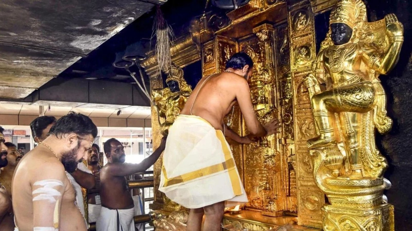 Sabarimala Gold Looting Case: Probe Expands Amid Arrest in Bengaluru