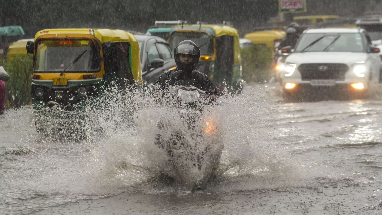 Cyclone Shakti: Yellow Alert for Heavy Rains in Maharashtra Districts