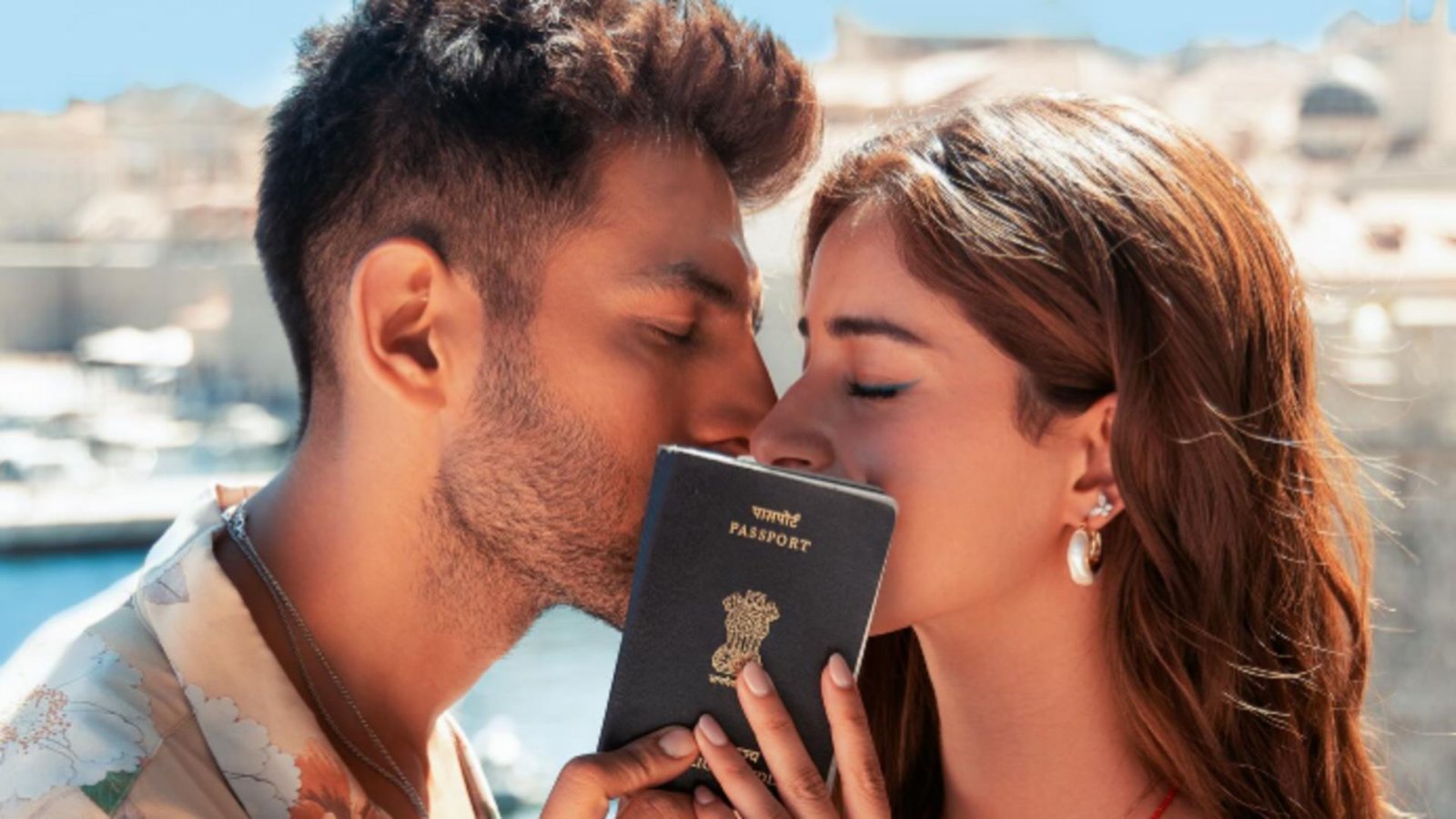 Kartik Aaryan and Ananya Panday sparkle in ‘Tu Meri Main Tera’ teaser