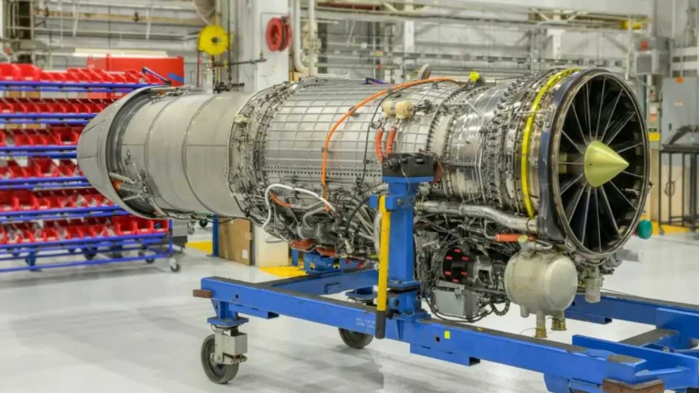 HAL Inks Deal with GE for Tejas Jet Engines