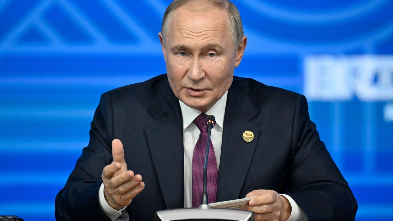 Russia Considers Nuclear Tests After Trump’s Remarks, Putin Seeks Info