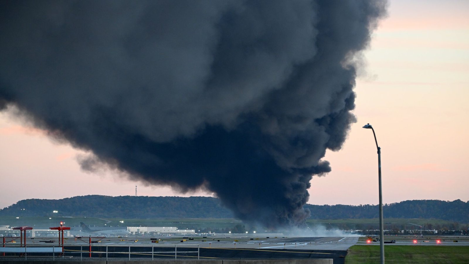 UPS Plane Crash Near Louisville Airport Kills At Least 9