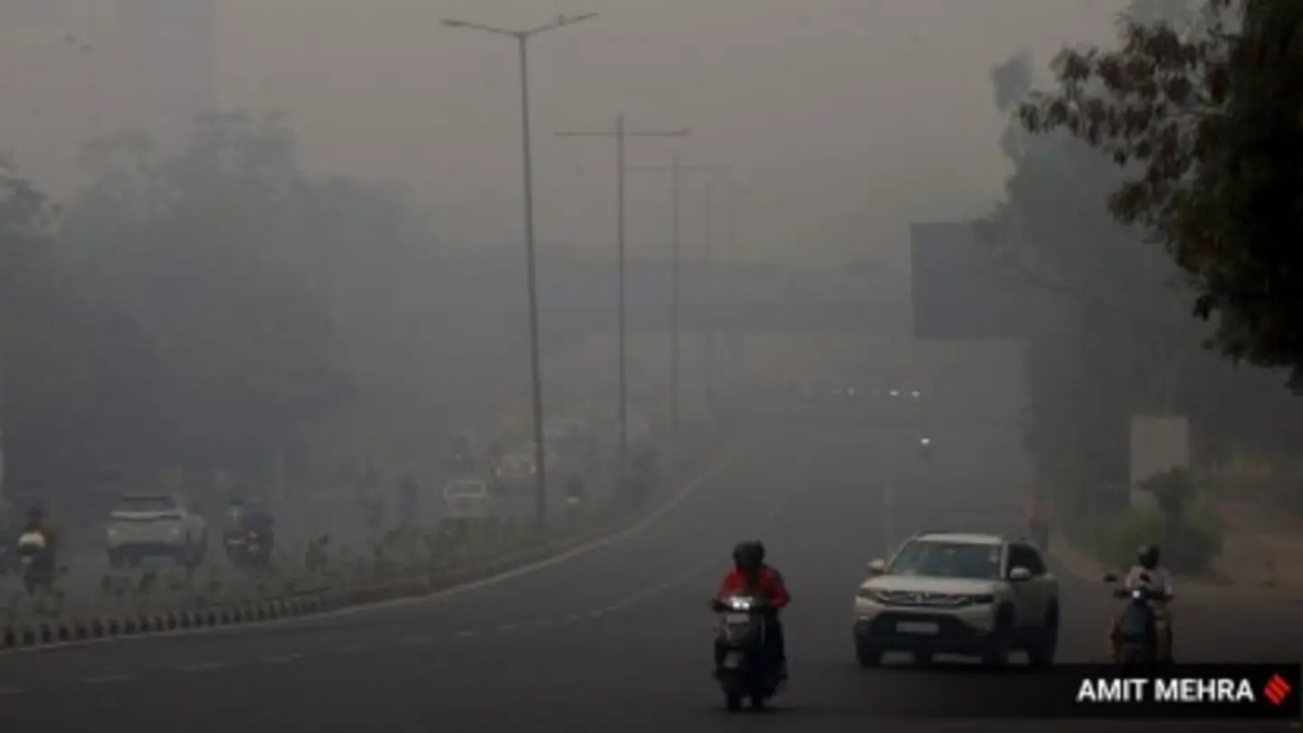Delhi’s Air Quality Worsens, No Respite Expected for 6 Days