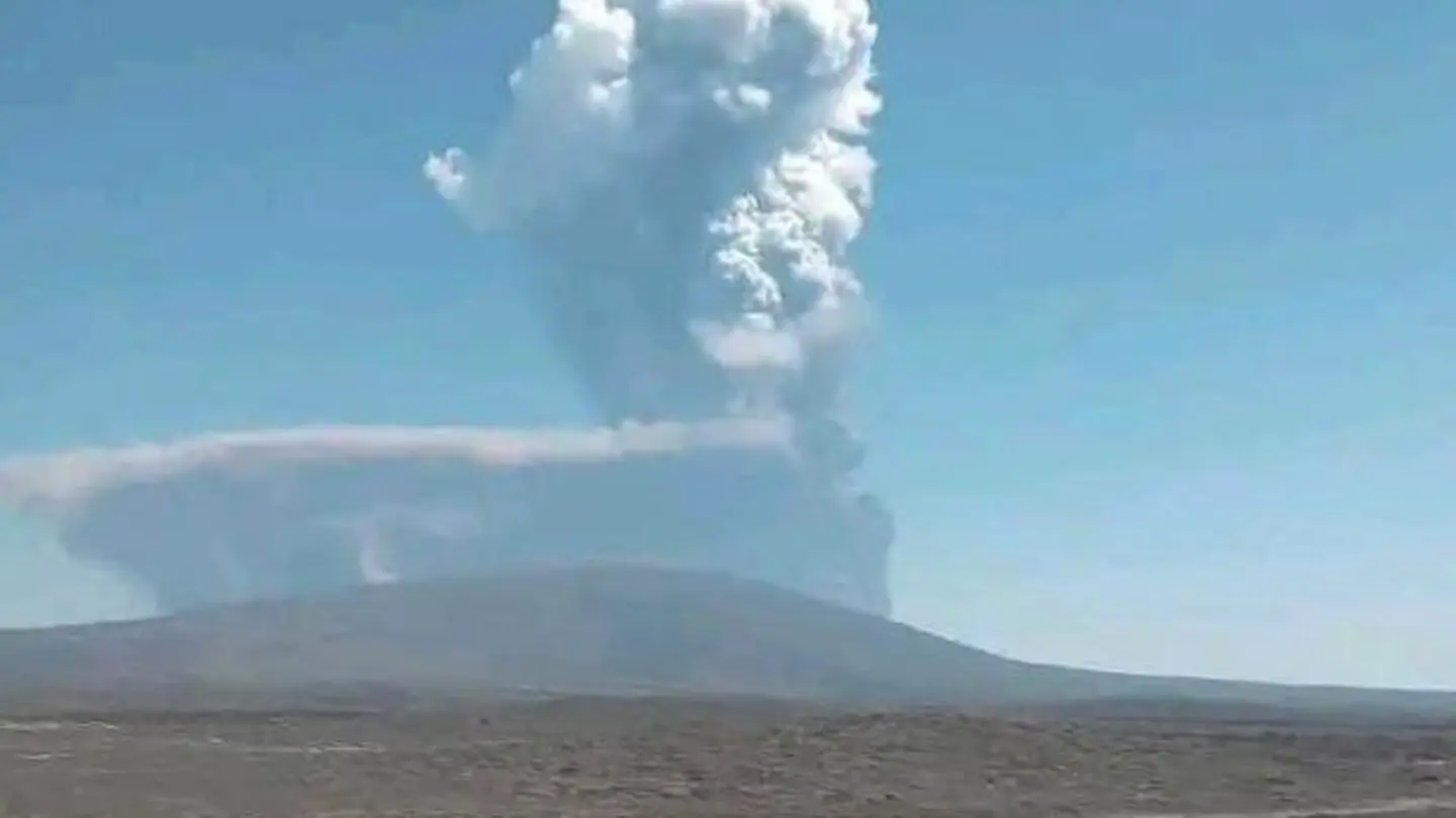 Ethiopia’s Hayli Gubbi Volcano Erupts After 10,000 Years, Ash Cloud Spews