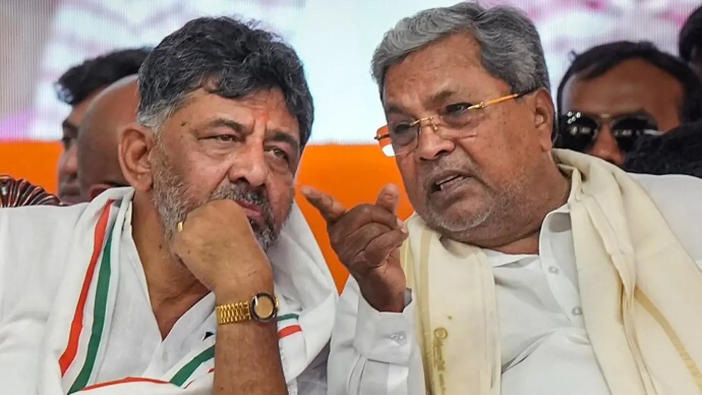 Karnataka CM Race: Congress Cracks Whip, Siddaramaiah Invites Shivakumar