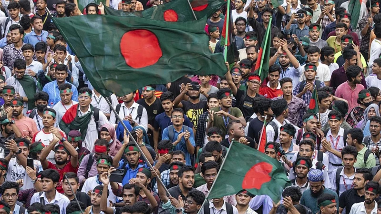 Students-Led NCP Split Over Alliance With Jamaat Ahead of Bangladesh Elections