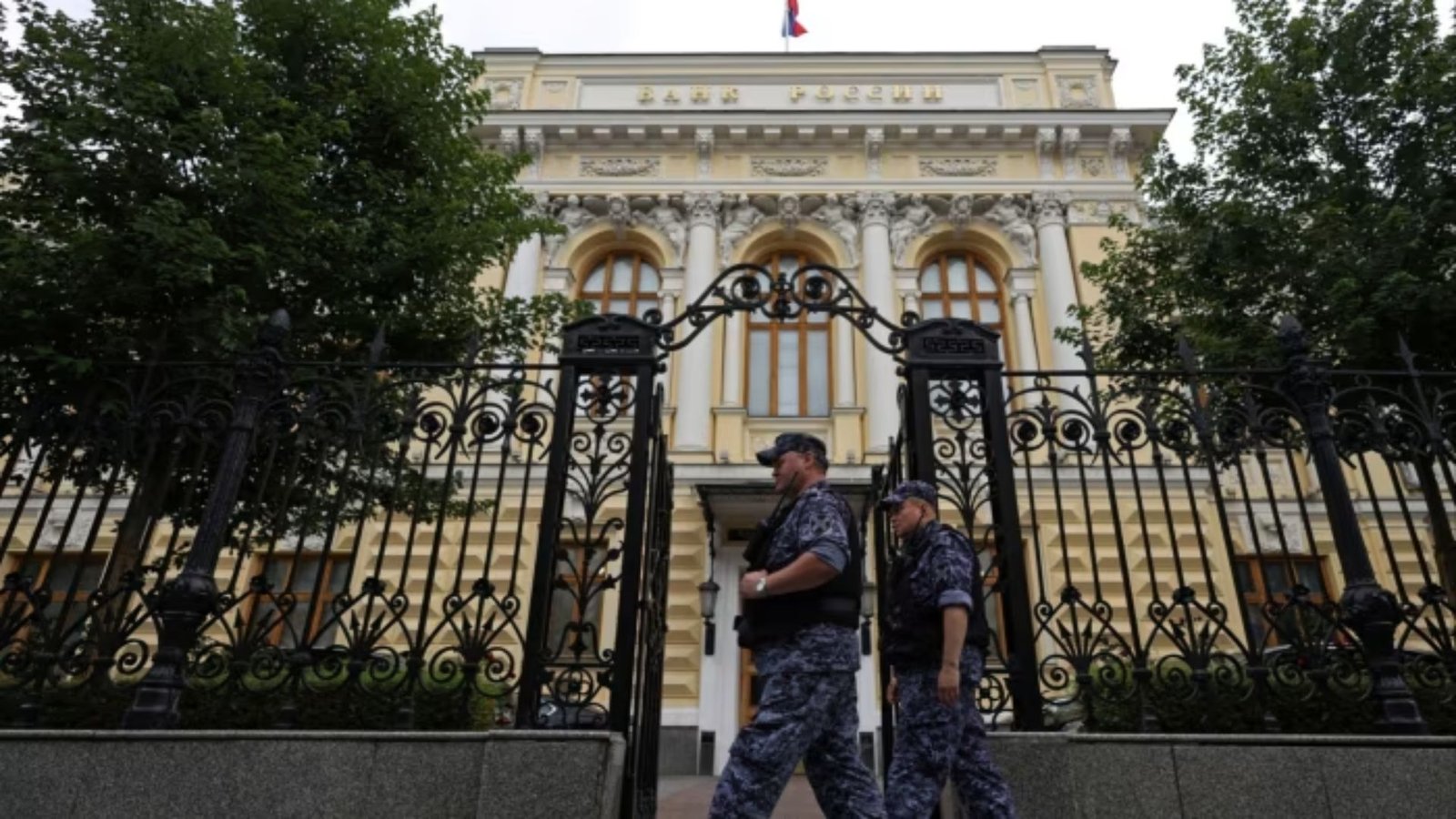 Russian Central Bank Sues Euroclear Over EU Asset Plan for Ukraine