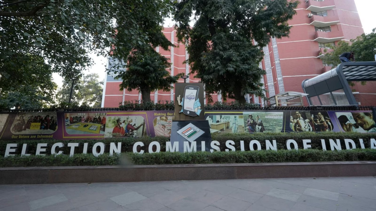EC Stops West Bengal Voter Hearings, Sets Conditions for Resumption