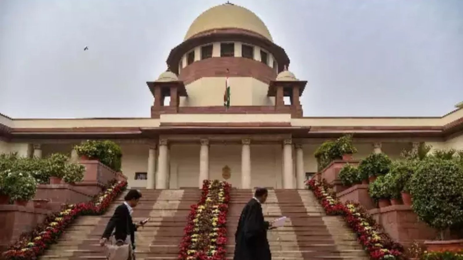 Supreme Court Orders States to Address Distressed BLOs in SIR Work