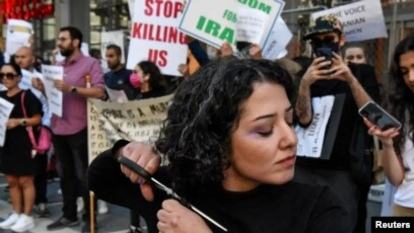 Iran Protests Intensify: Internet Shutdown, Calls for Support