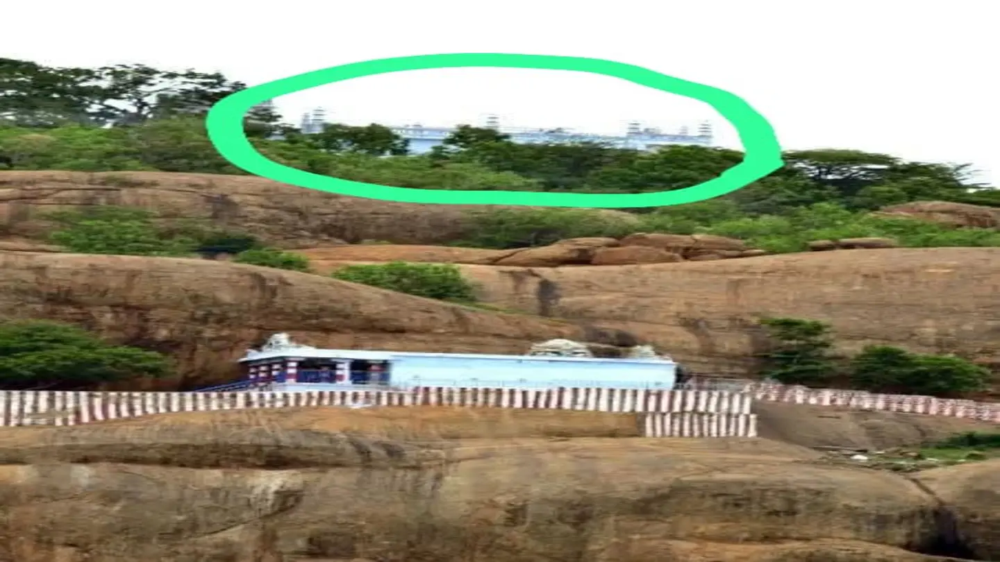 Madras HC Questions Lack of Complaint Against Dargah in Hill Dispute