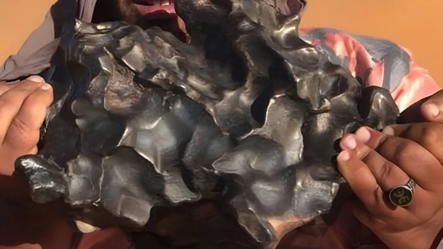 Rare Iron Meteorite Discovered in Sahara Desert by Benamar