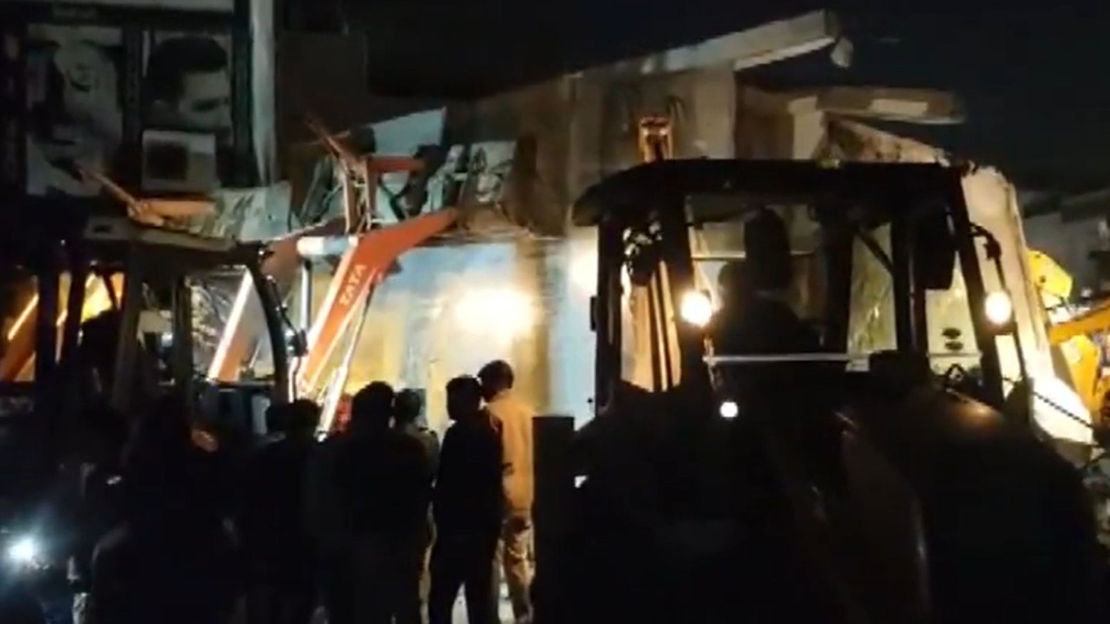 Kota building collapse kills two, many trapped