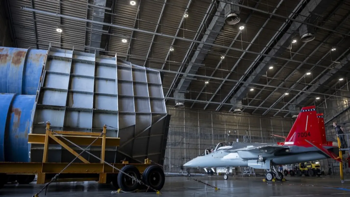 Boeing to Cut 300 Defense Jobs, Notify Workers This Week