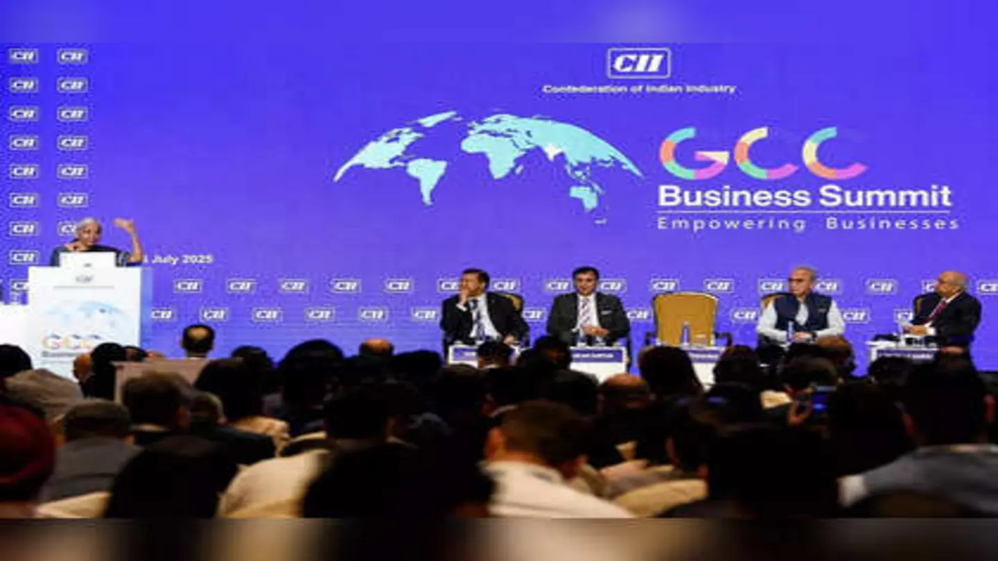 Indian GCCs Cut 6,000 Jobs Amid Macro Pressures