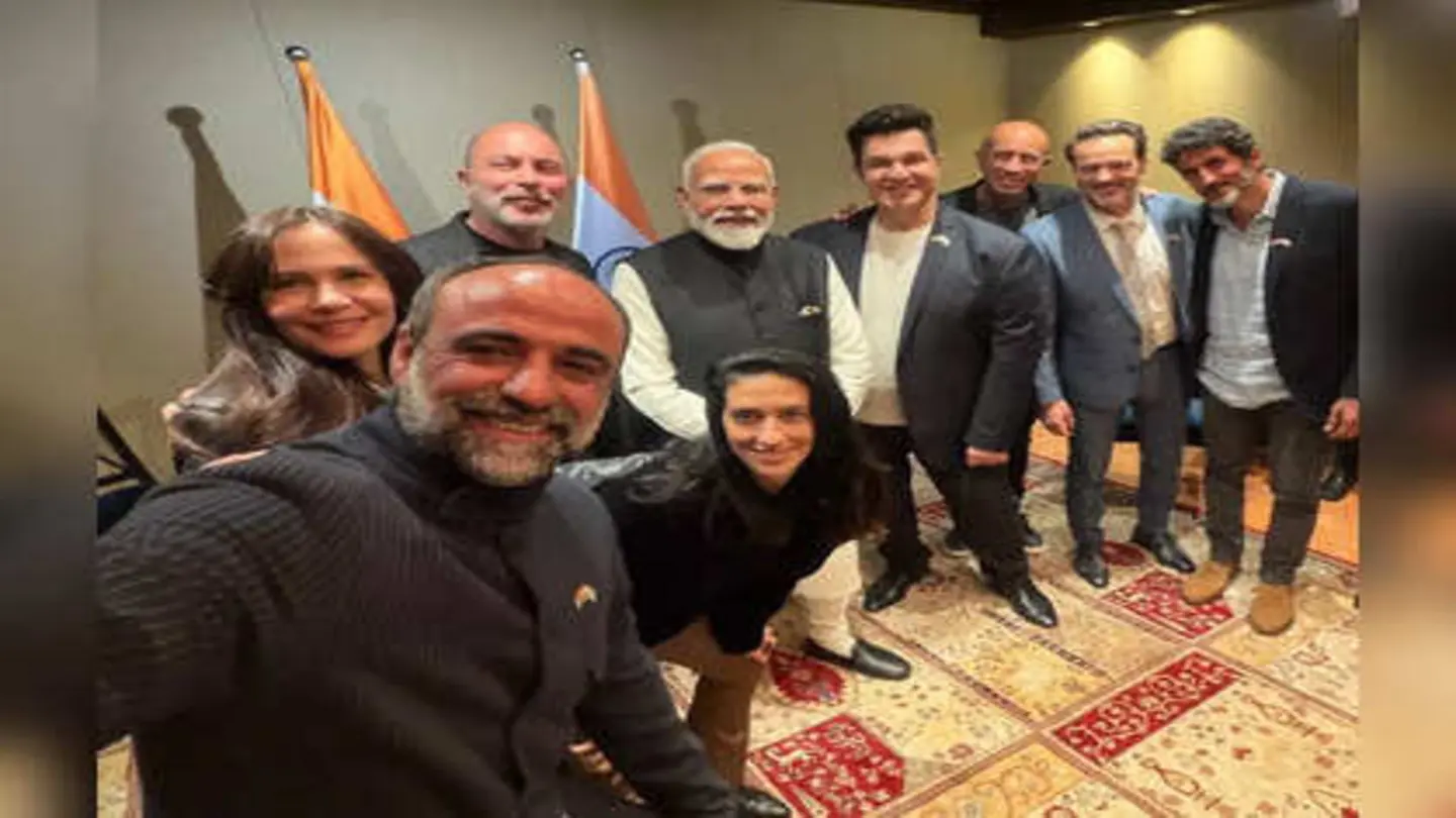 Modi Meets Fauda Cast, Shares Selfie on Israel Visit